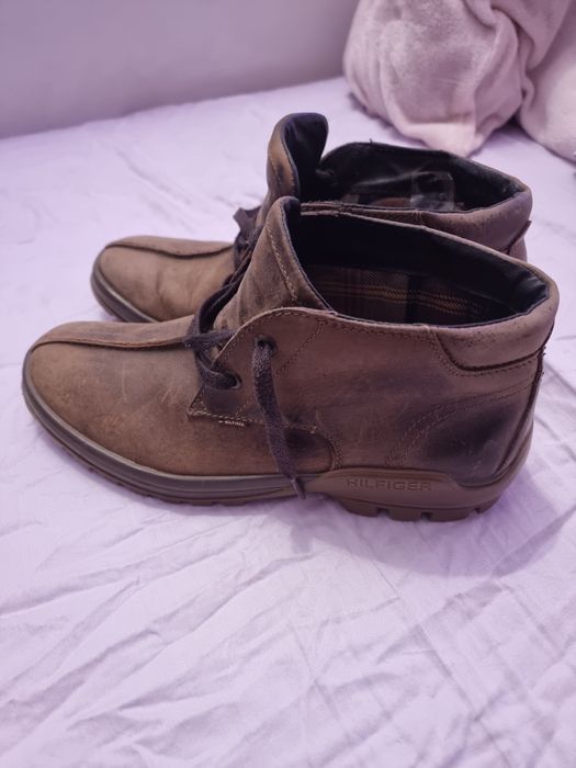 Ghete piele Tomy Hilfinger mărimea 44