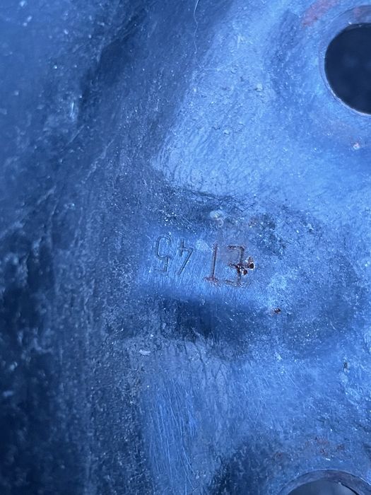 Продам два диска на 16 5/114,3