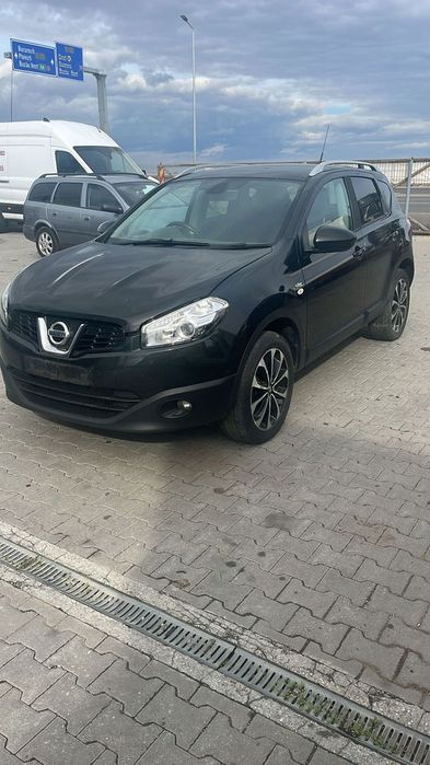 Dezmembram Nissan Qashqai 1.5 DCI din 2012