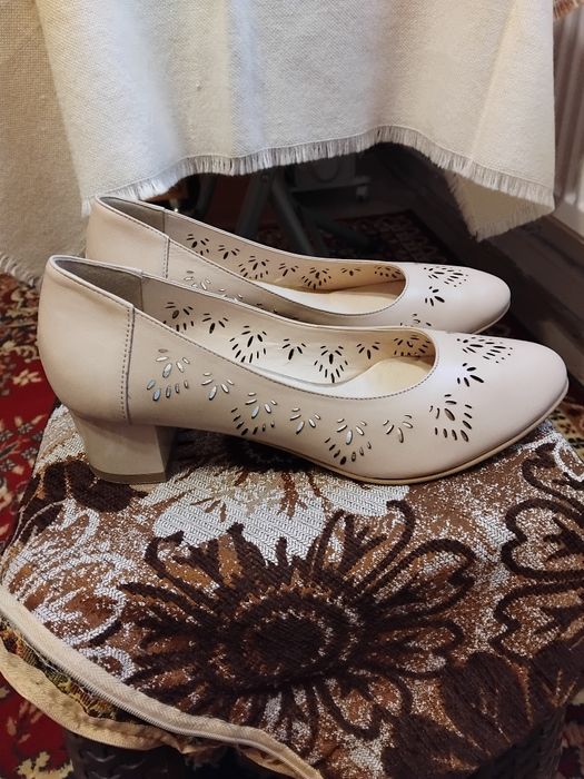 Pantofi din piele naturală pentru femei nr 38