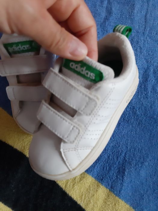 Adidași copii mărimea 22