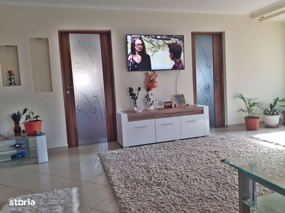 Casa in Santion, Bihor, teren 520 mp, 4 camere, 2 bai, garaj – VANZARE