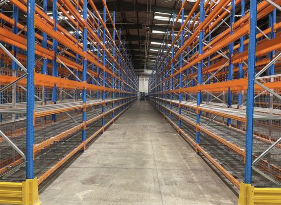 Rafturi metalice industriale