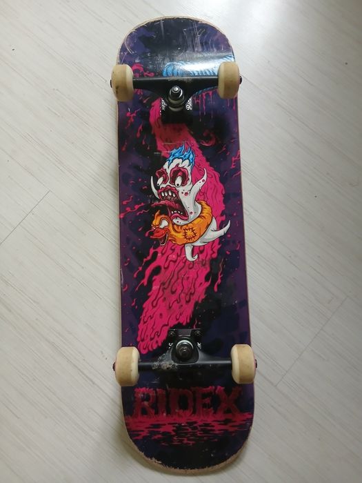 Продам скейтборд