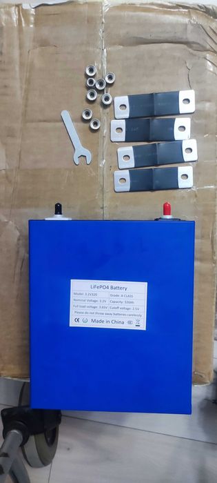 4 Celule Noi Lifepo4 3.2V 320Ah Clasa A 10000 Set 4 buc pentru 12V