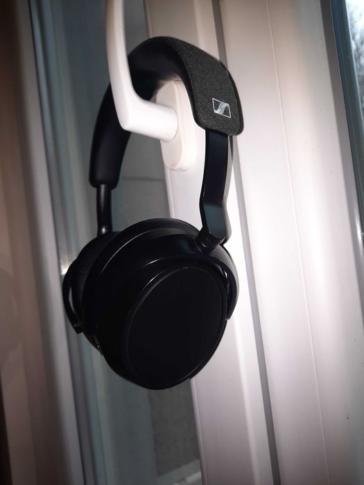 Слушалки Sennheiser Momentum 4 Wireless