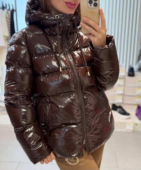 Куртка Pinko коричневого цвета