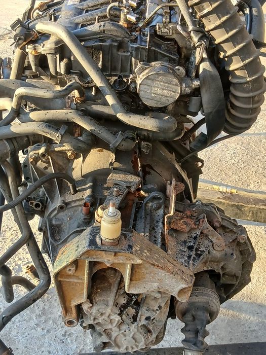 Motor Injectoare Turbo Ambreaj Cutie OPEL Movano Master 2.5 DCI