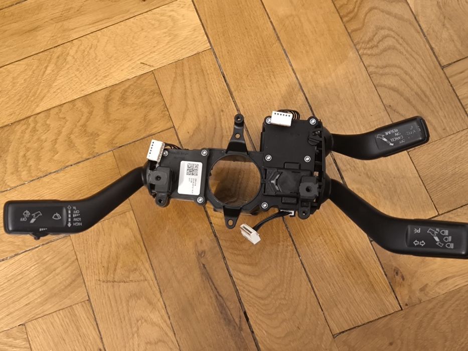 Ansamblul manete semnalizare + pilot automat vw passat b7