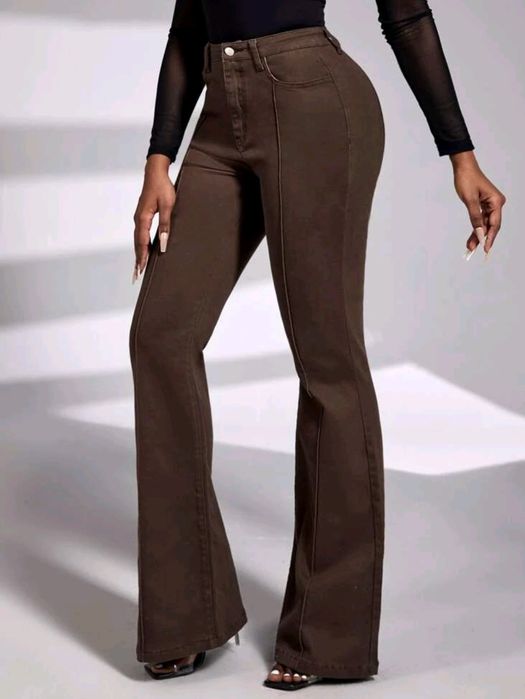 Blugi  evazati, marimea 26, M