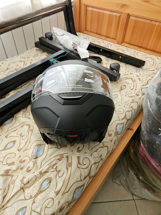 Нова Каска CRIVIT