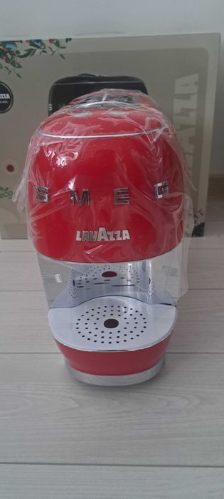 Кафемашина SMEG Lavazza - НОВА