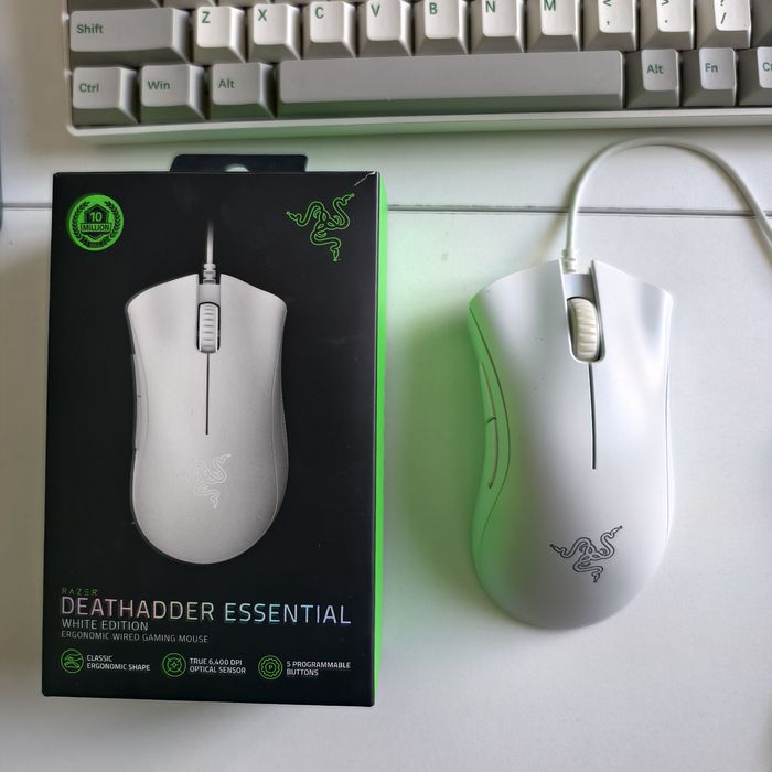 Razer deathadder essential