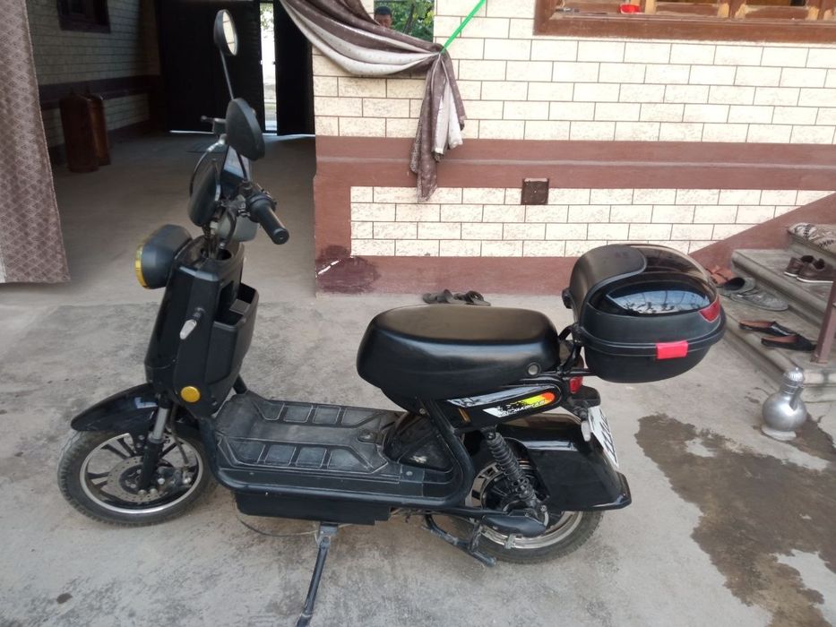 Elkro skuter sotiladi