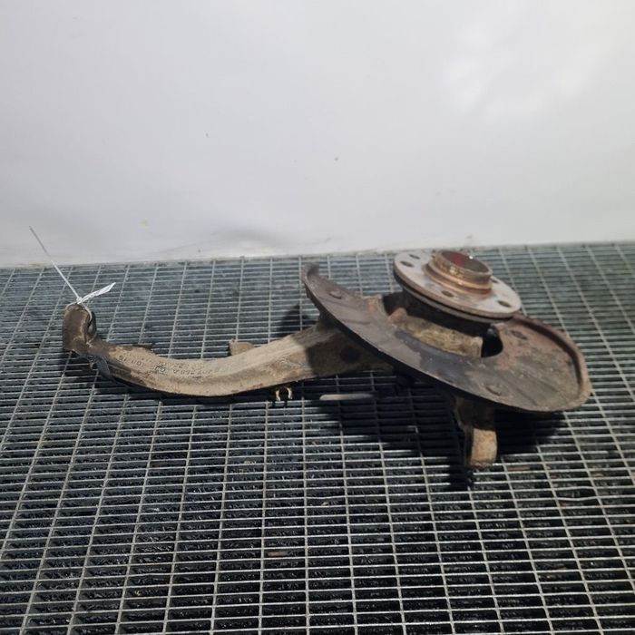 Fuzeta dreapta fata Volkswagen Touareg 7L 2.5 TDI 2003 - 2006 Automata BAC (1460) Diesel ...