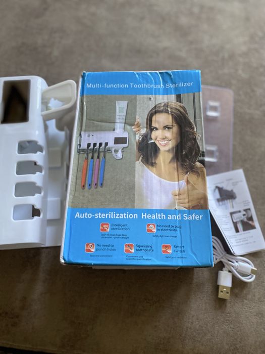 Держатель зубной щеток и Диспенсер