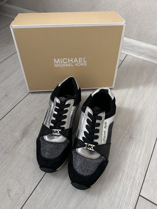 Обувки Michael Kors