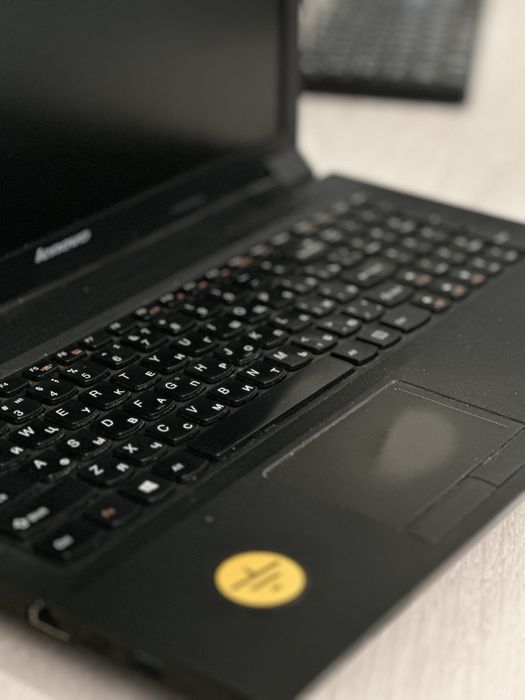 Продам ноутбук леново