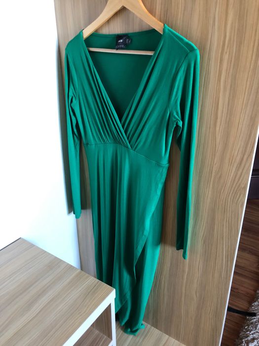 Платья, куртка и комбинезон очень классные