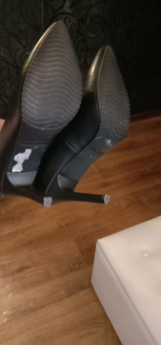 Туфли на шпильке 37 размер