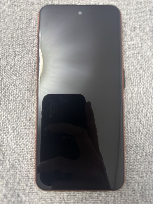 Андроид под корпусом iphone17 pro max