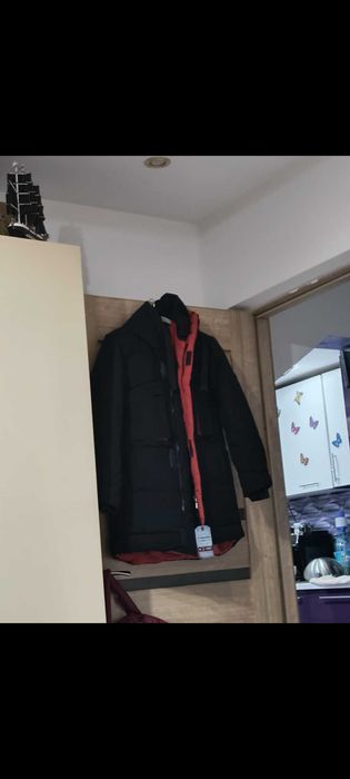 Jeaca noua cu eticheta