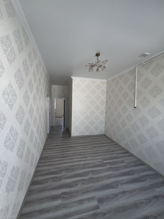 ПРОДАЕТСЯ 7 КОТТЕДЖЕЙ возле метро дустлик 6-3х комнатных и 1-одноком.