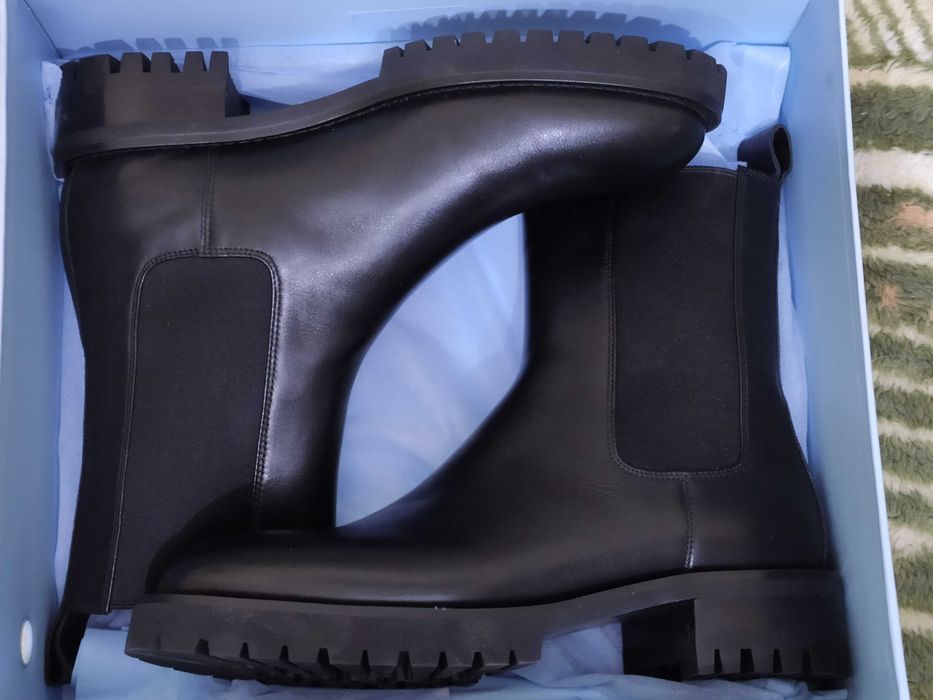 Ekonika женские демисезонные ботинки, натуральная кожа. Новые.