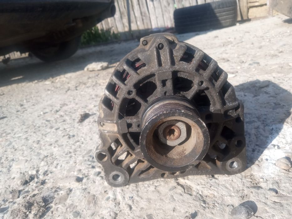 Vand alternator de Volkswagen lupo 1.0 benzina