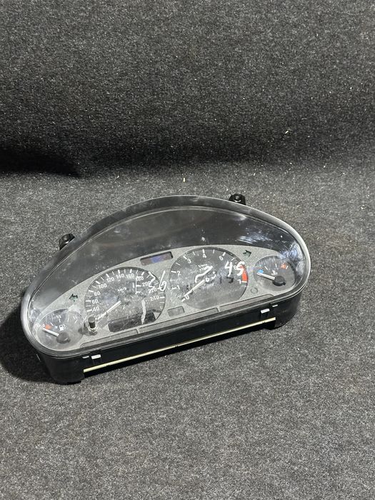 Щиток приборов bmw E36