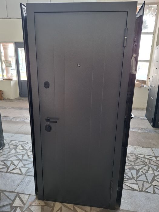 Temir eshiklar olami