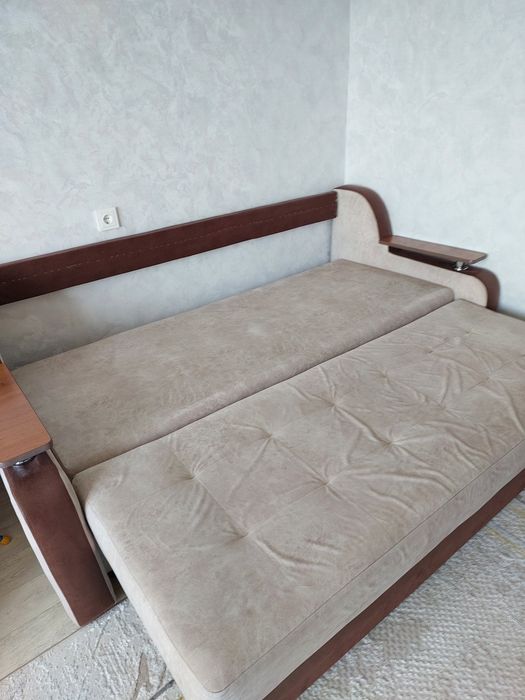 Продам 2 дивана в ОТС