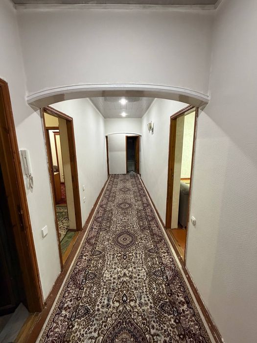 Kvartira oybek metro Сквер Ц1