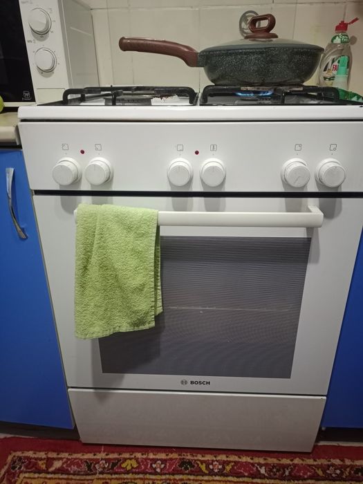 Газ  плита  Bosch