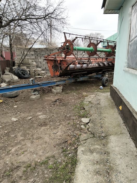 Продам  комбайн в норм состоянии