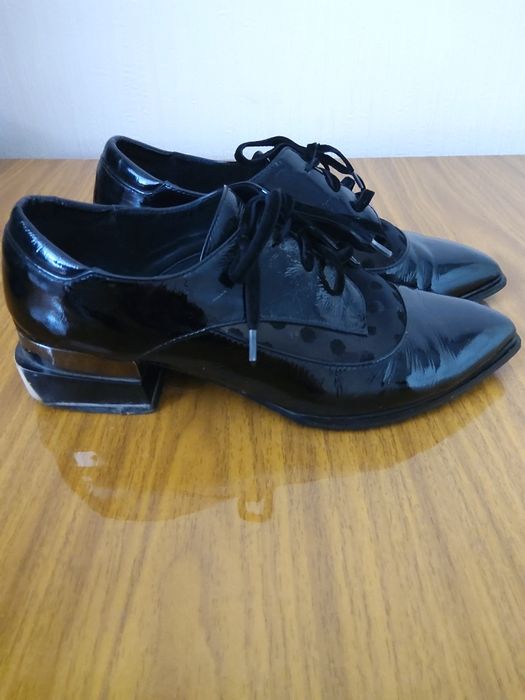 Обувь женская разная