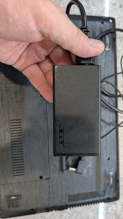 Ноутбук Acer Aspire E 15 E5-576