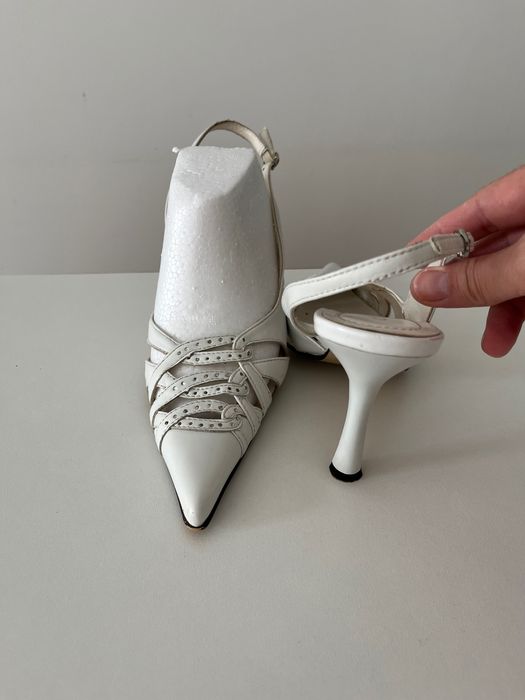 Туфли женские , черные , белые