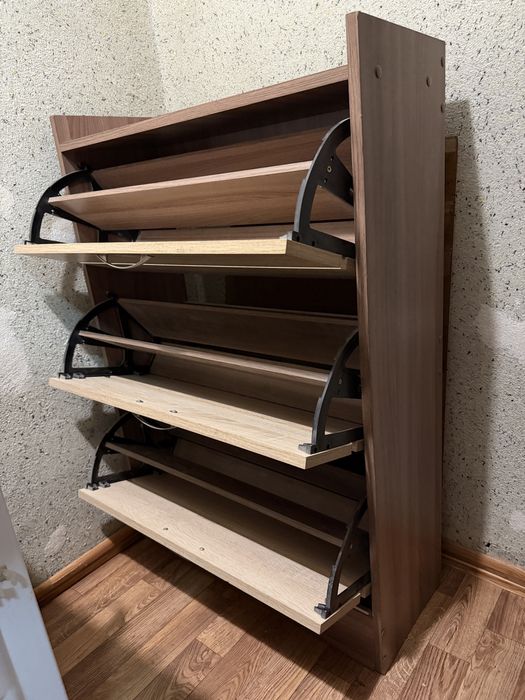 Продам обувницу