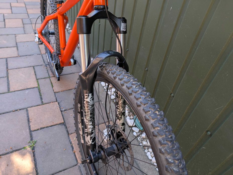 MTB Dirt, Formula, Rock Shox Argyle, Truvativ, M-L