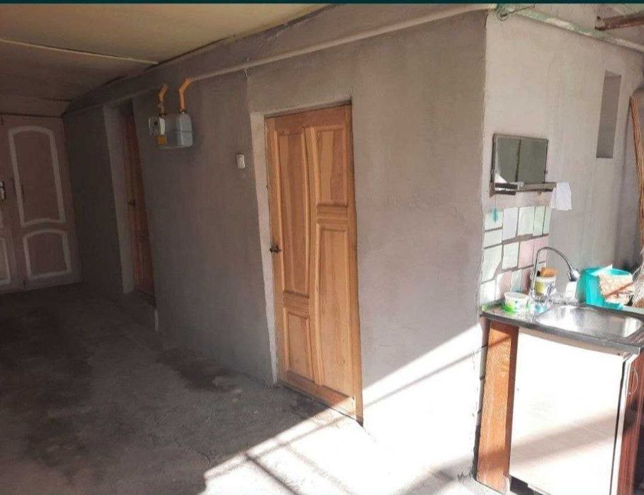 Срочно Учтепа,Сакокий махаллада уй сотилади.