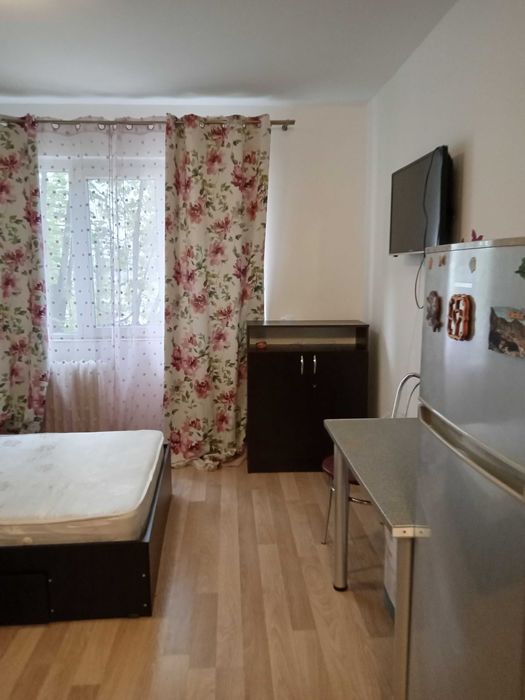 Garsonieră de inchiriat