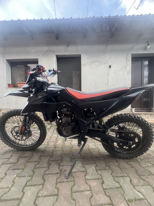 Vand aprilia rx 125 2020 (fac schimb cu un cross de 250)
