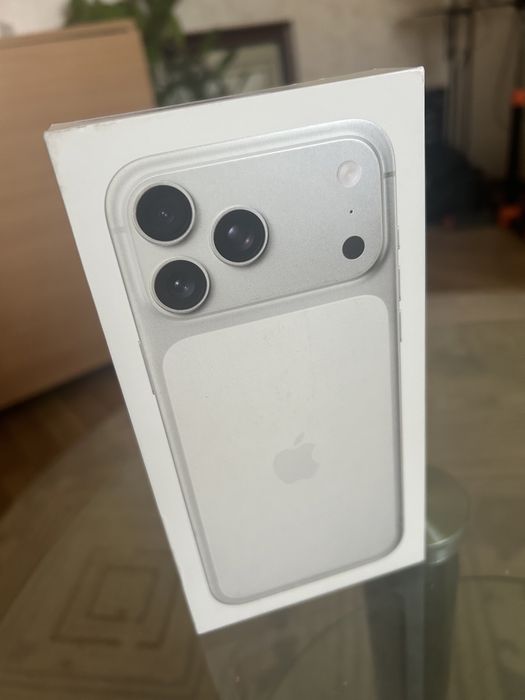 iPhone 17 ProMax, гарантия Sulpak год