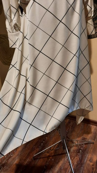 Costum dama model actual