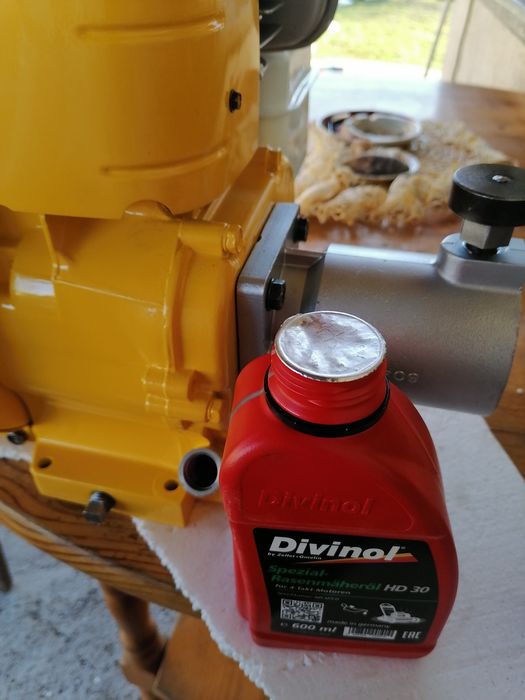 Бензинов четиритактов двигател briggs&stratton