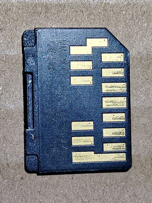 Card de memorie Kingston MMCmobile (MultiMediaCard Mobile) de 1 GB, cu alimentare duală