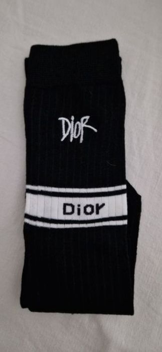 Șosete Christian Dior model 2026, prețul este ptr o pereche