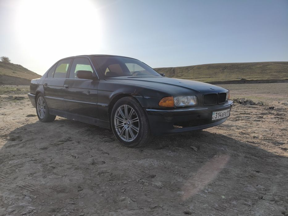 Bmw e38 728i 1997г.в