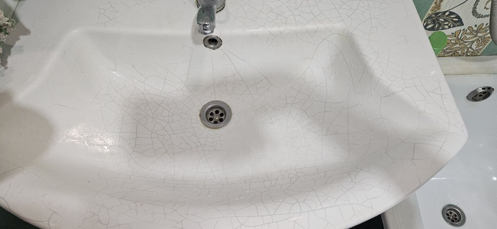 Продам  мебель в ванну